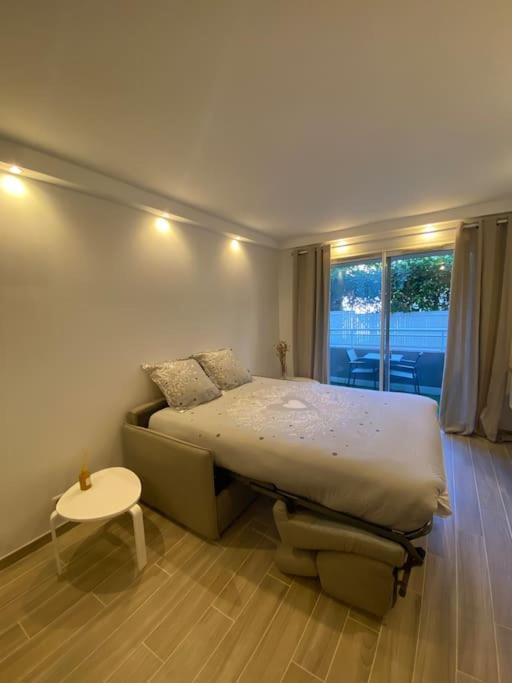 Apartment Neuf Pointe Croisette, 50 M De La Cannes
