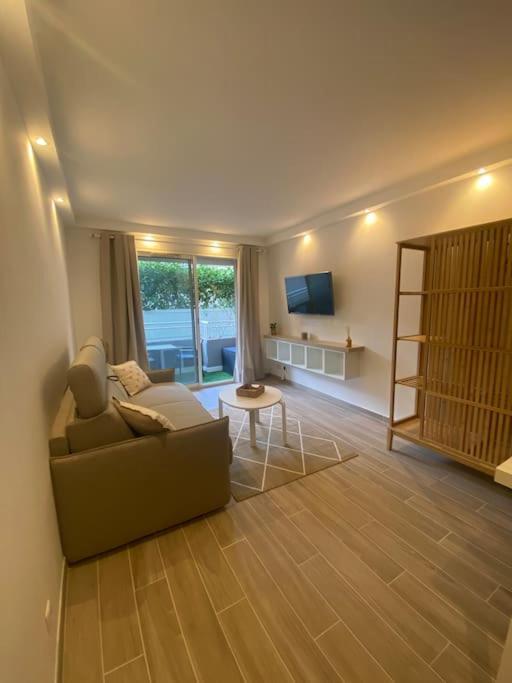 Neuf Pointe Croisette, 50 M De La Apartment Cannes